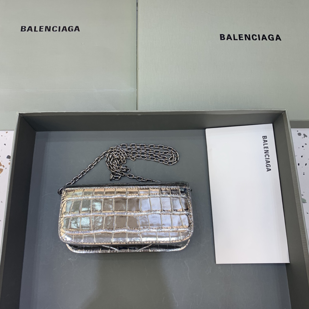 Balenciaga Gossip Wallet on chain Crocodile Embossed Calfskin Shouler Bag Silver